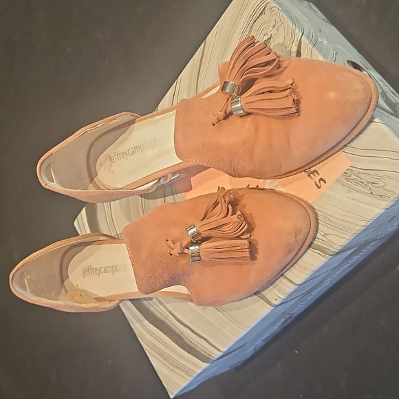 Jeffrey Campbell Pink Suede Pump With A Pearl Heel Accent Seven And A Half - Picture 8 of 12